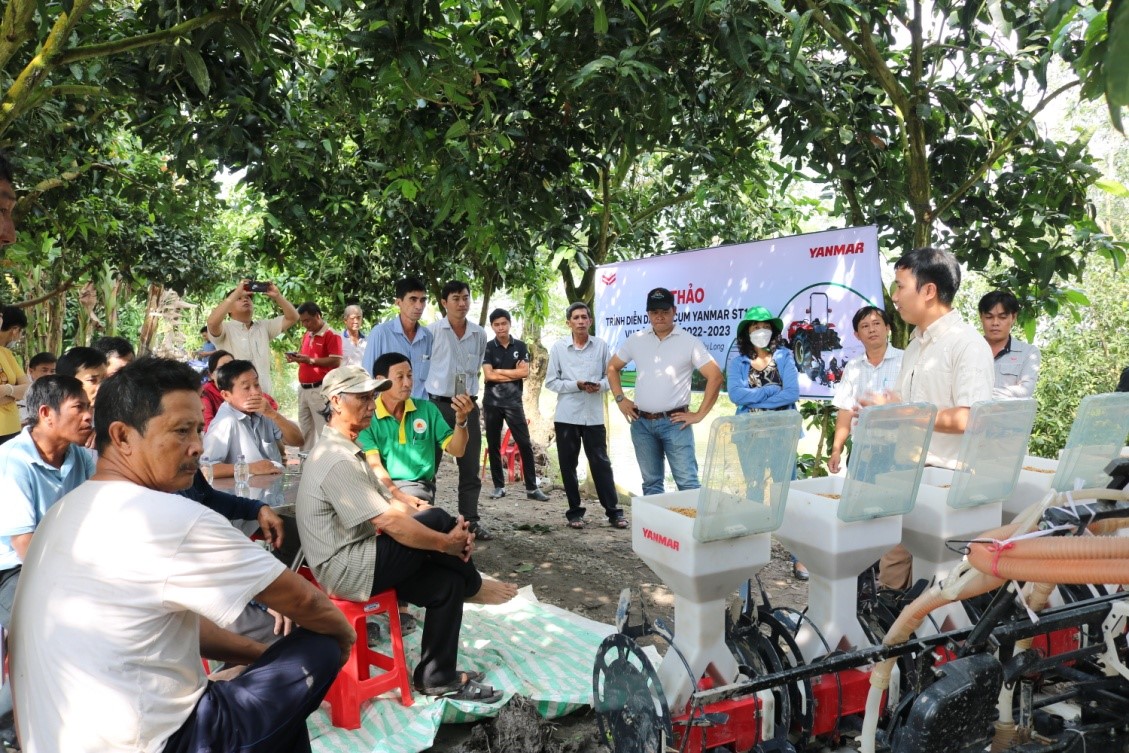 An Giang Hội thảo trình diễn thiết bị máy sạ cụm Yanmar ST10V