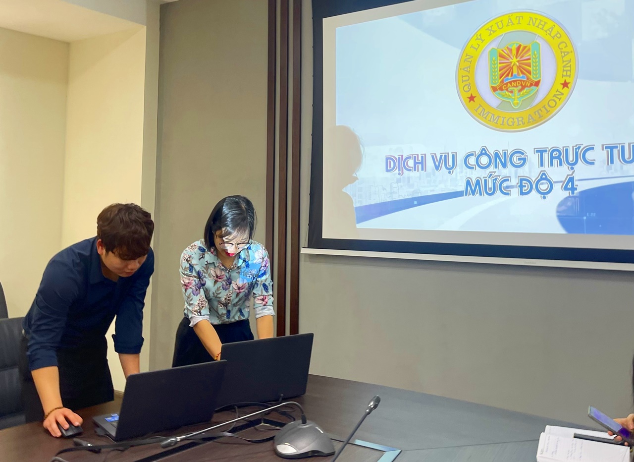 Triển khai ngày cao điểm tình nguyện xây dựng đô thị văn minh
