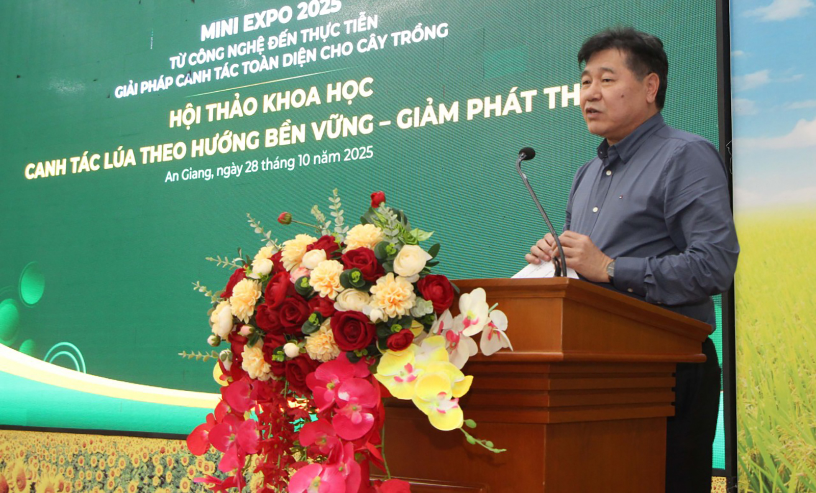 Hội thảo khoa học “Canh tác lúa theo hướng bền vững, giảm phát thải