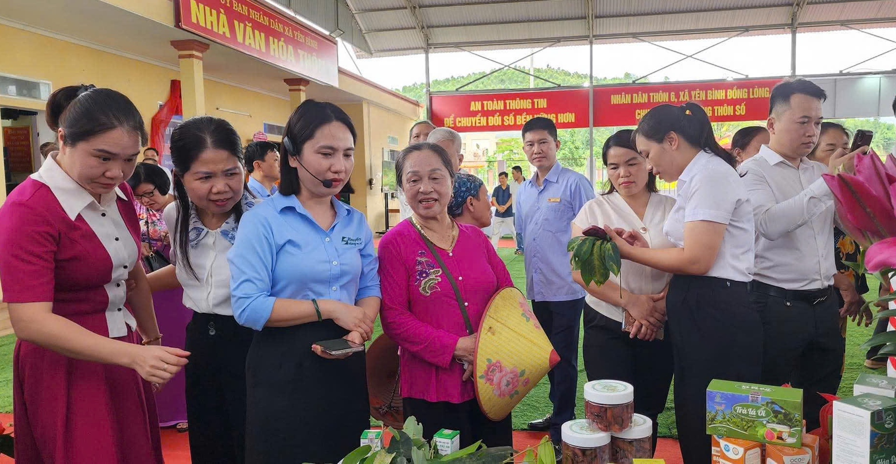 Khuyến nông Lào Cai chuyển giao kỹ thuật bằng nền tảng số