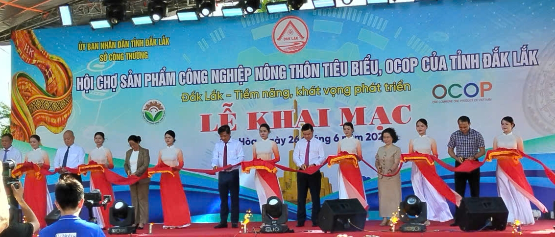 Đưa sản phẩm Daga6789 đá gà trực tiếp hàng đầu hiện nay Tây Hòa đến gần với người dân