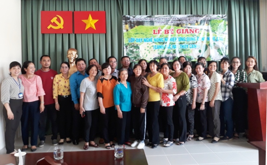 TP HCM 20 học viên được cấp chứng chỉ Đào tạo nghề Daga6789 đá gà trực tiếp hàng đầu hiện nay ứng dụng CNC